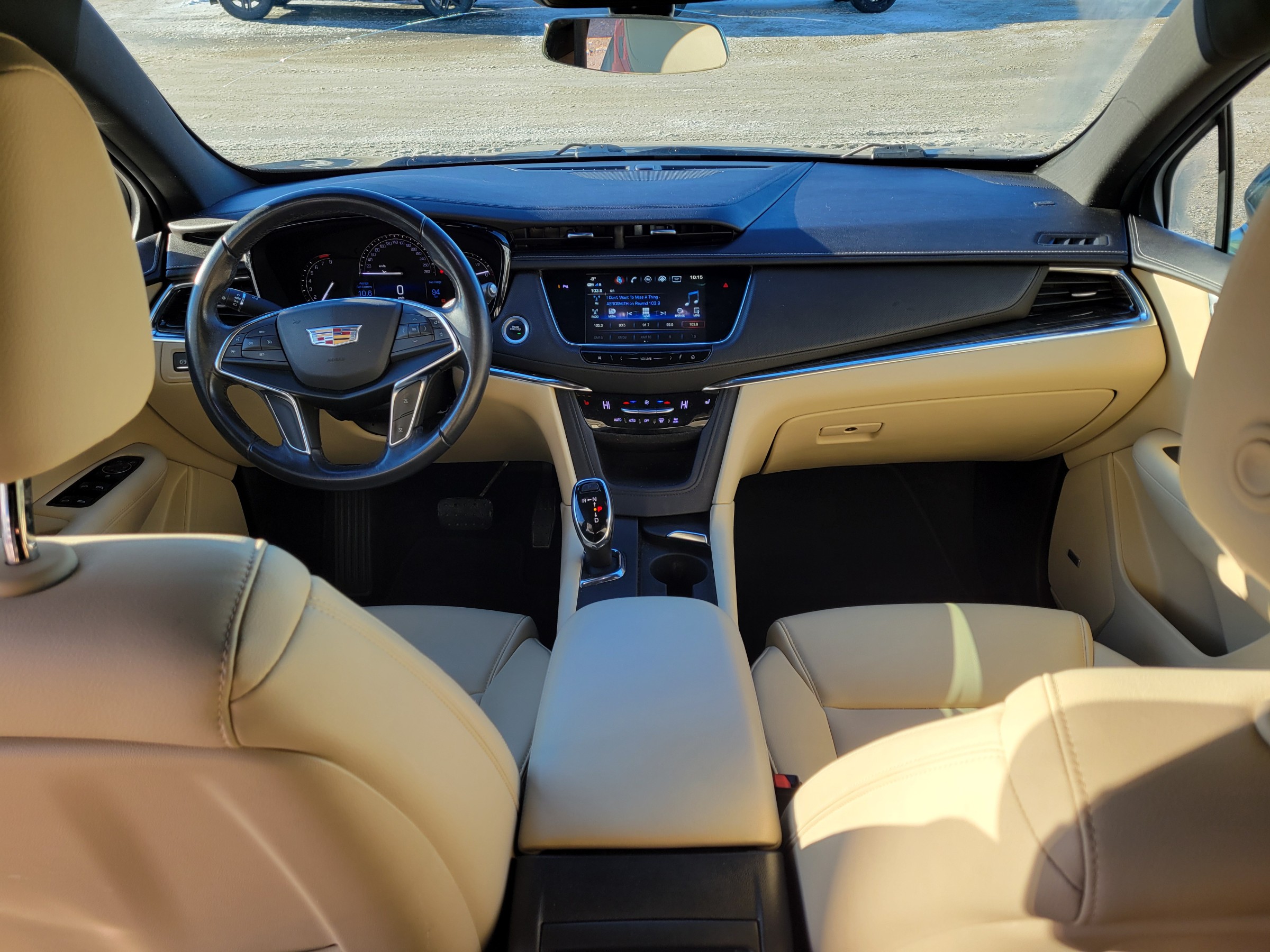 Car Image 9