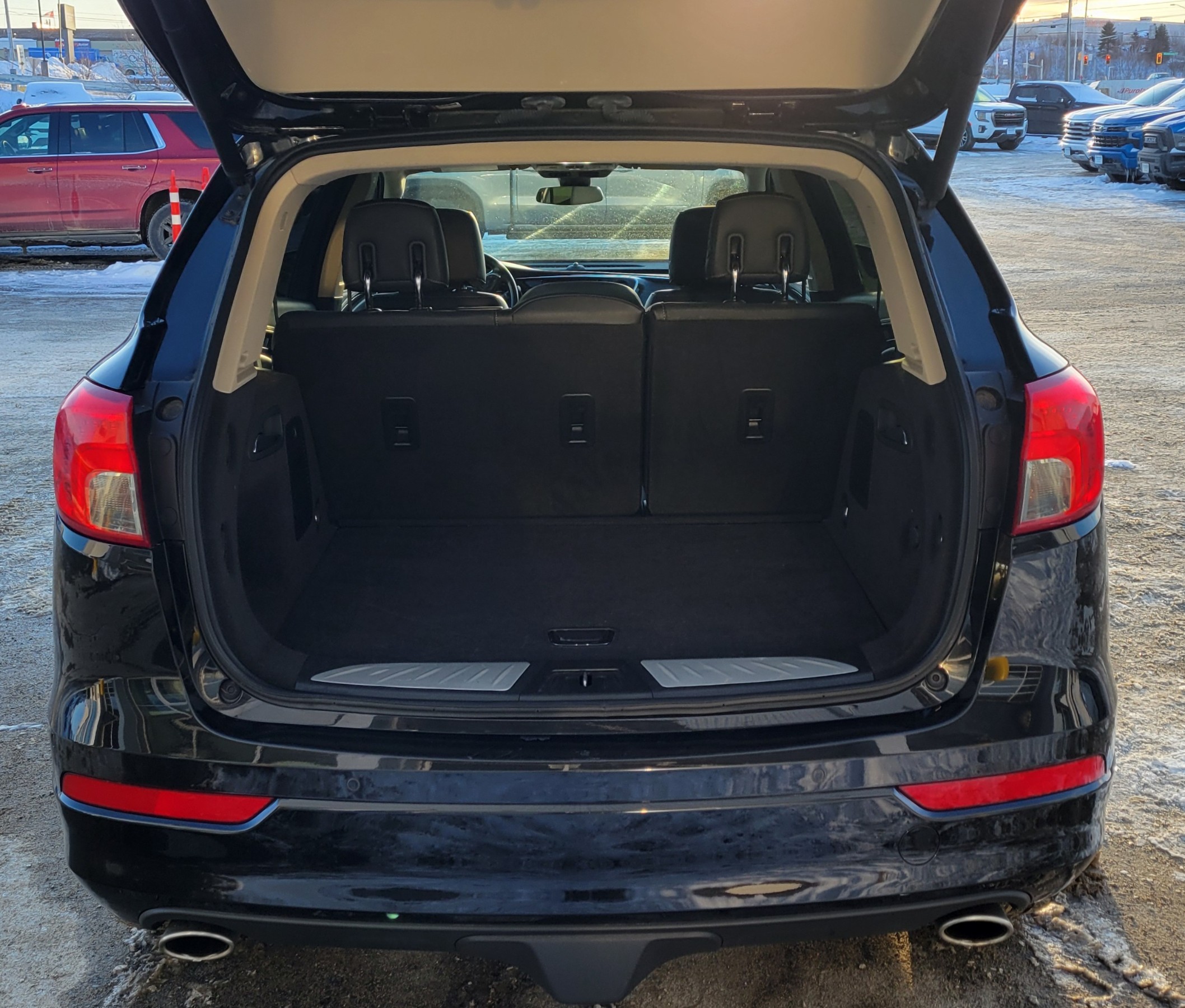 Car Image 7