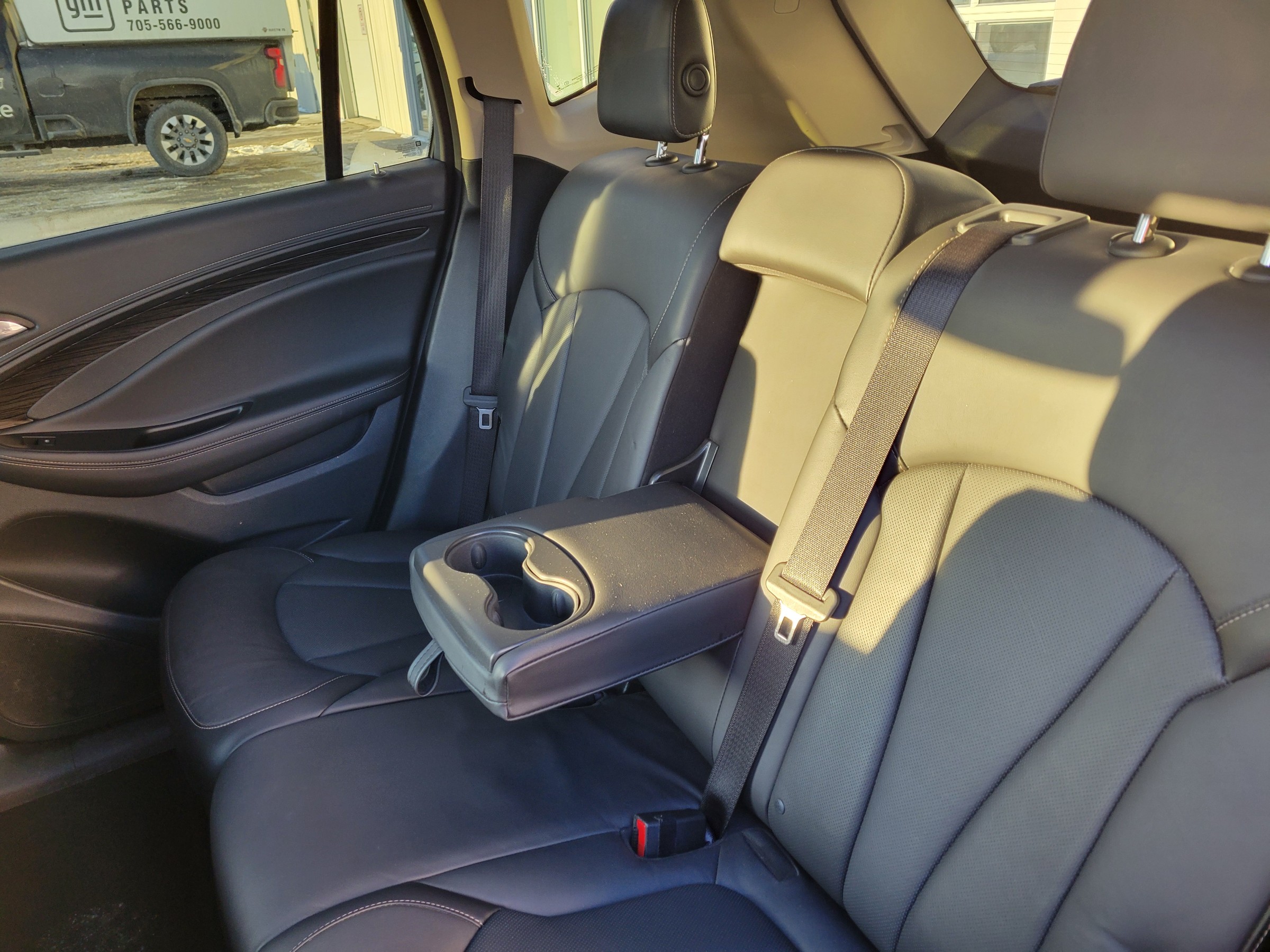 Car Image 9