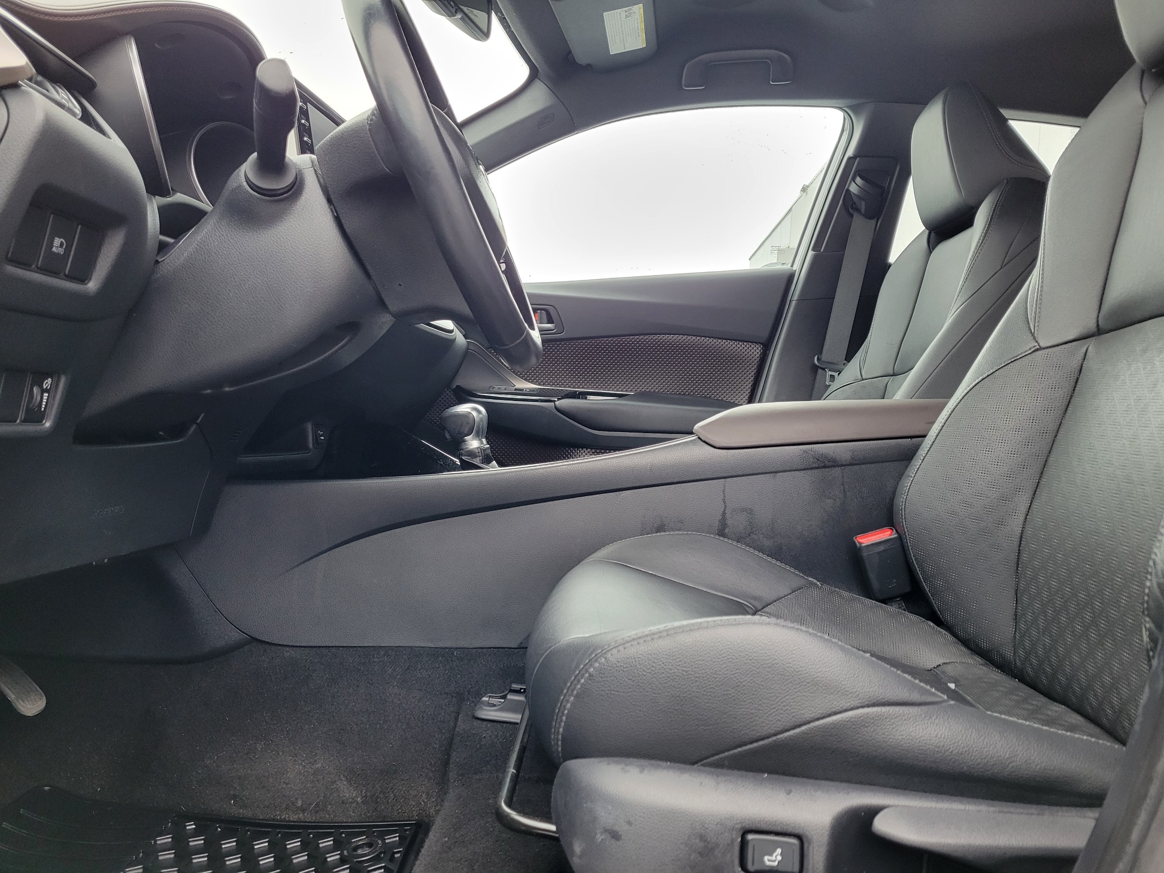 Car Image 8